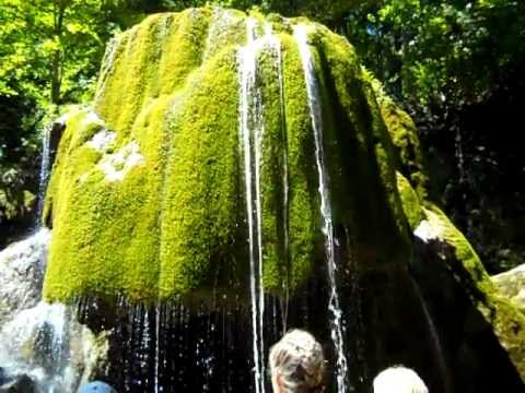 Водопад Серебряные струи в Крыму